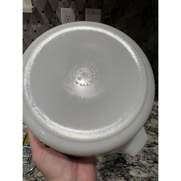 Pyrex MCM Town and Country 475-B Round Casserole 2.5 Qt No Lid READ - Picture 8 of 13